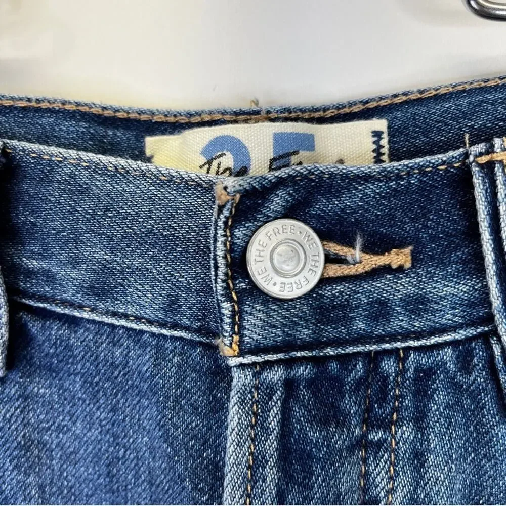 We The Free Loving Good Vibrations cut off jean shorts mid indigo - 25